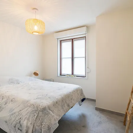 Chateau Maison Blanche B0 *